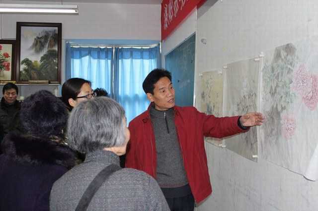 工笔画艺委会积极筹备迎新春工笔画展