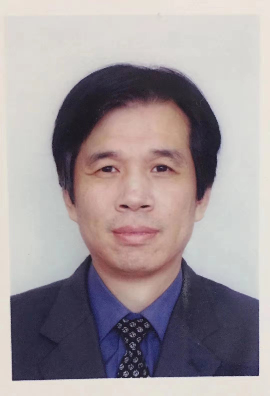 高红旗 副主席 副院长